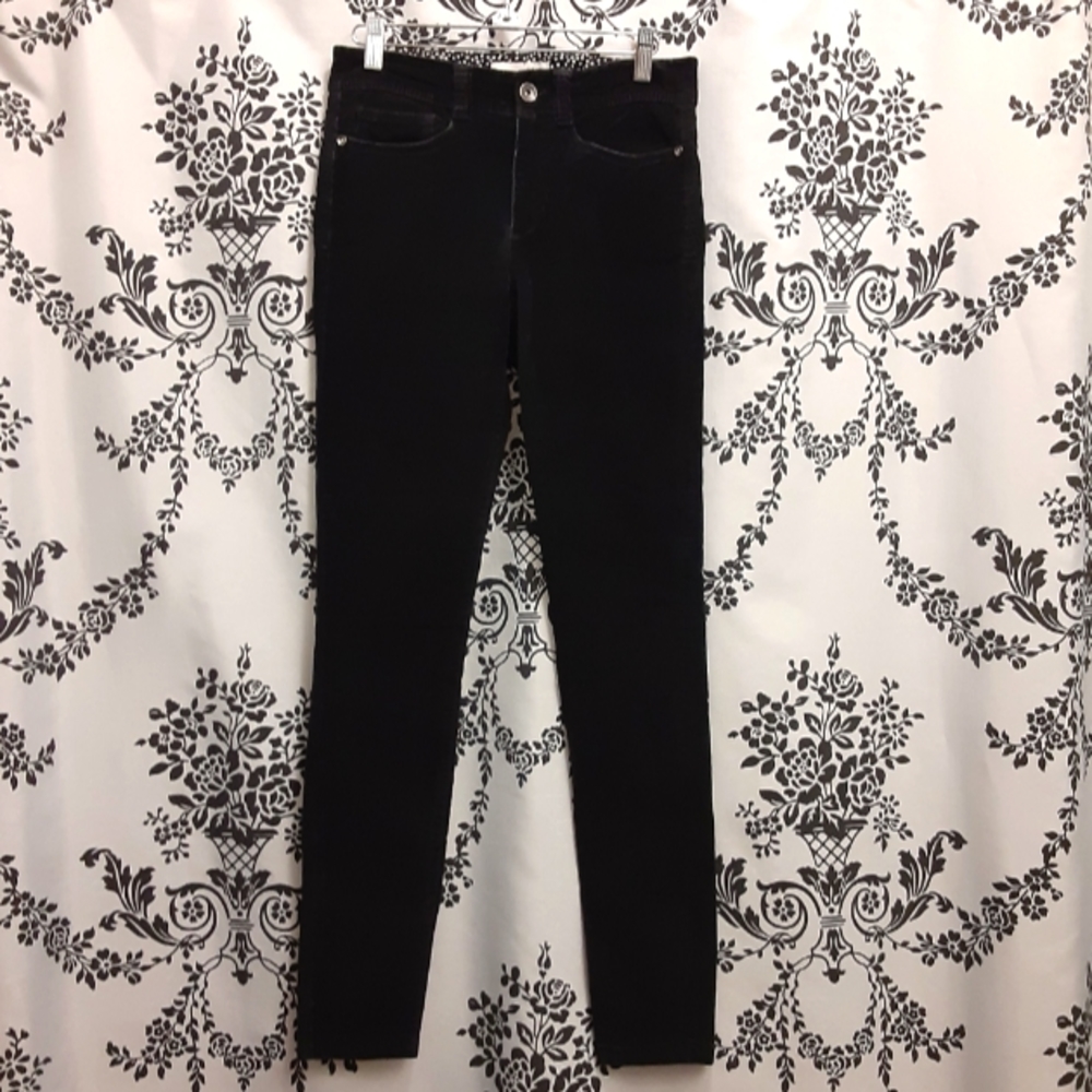 Esprit Velvet sz.6